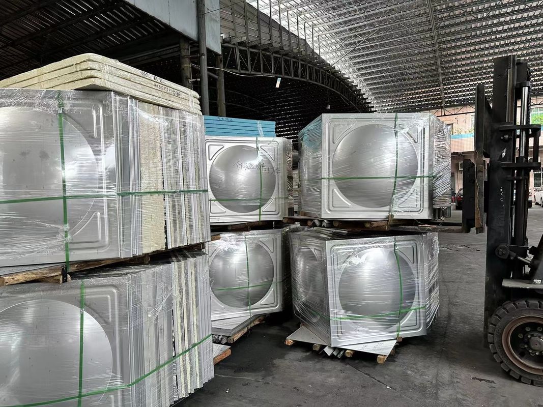 Bolted 316 Stainless Steel Steel Panel Water Tanks Insulated Rectangular Modular Food Grade Hot Water Storage Tank Plate