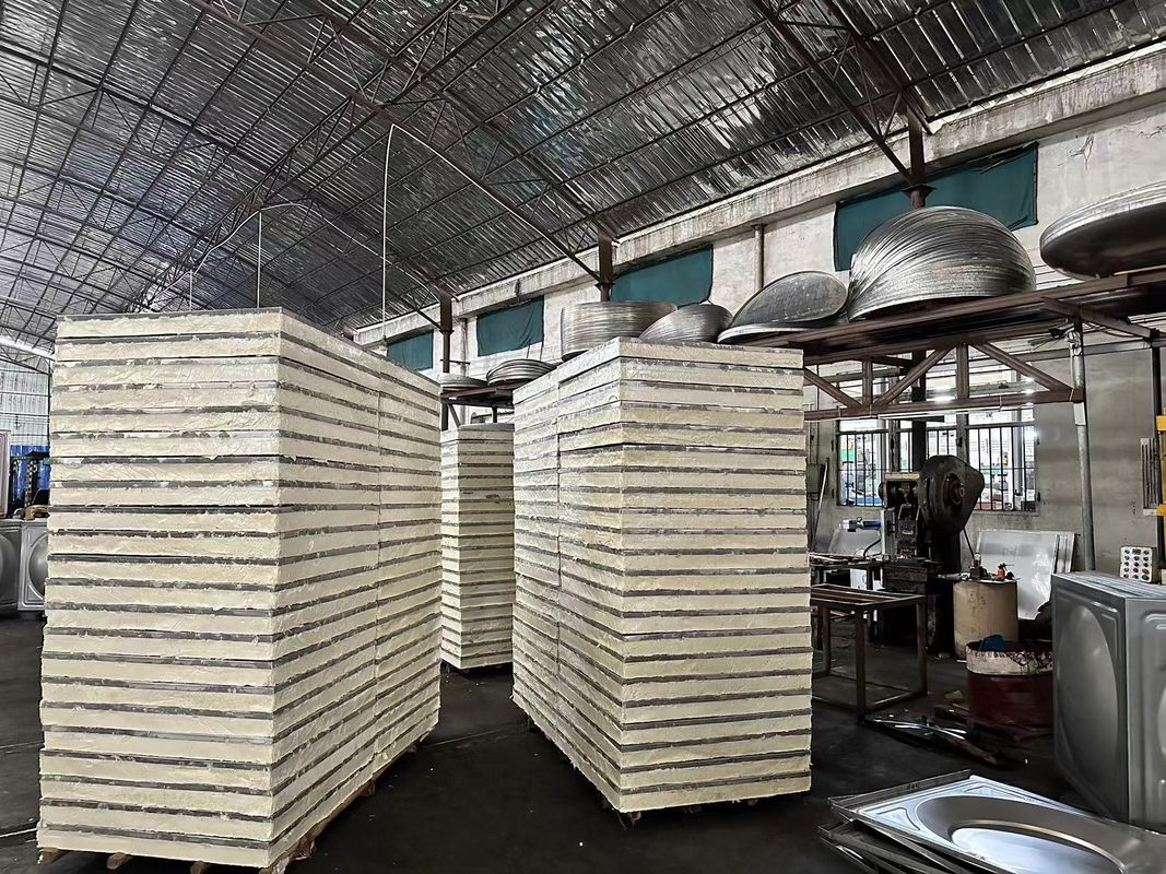 Bolted 316 Stainless Steel Steel Panel Water Tanks Insulated Rectangular Modular Food Grade Hot Water Storage Tank Plate